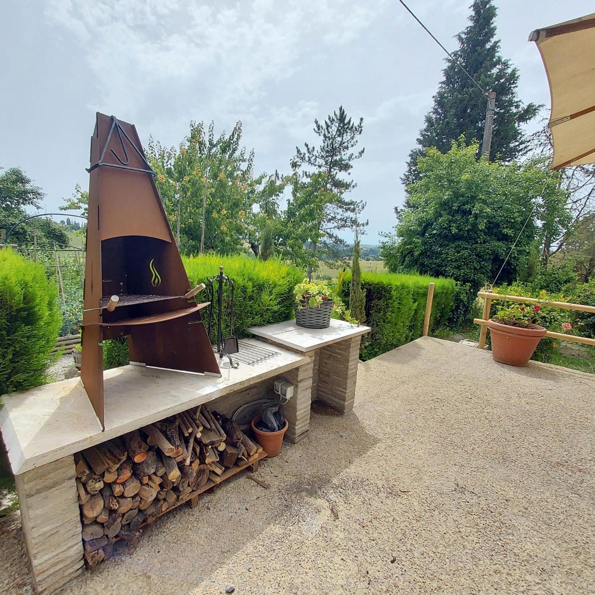 Agriturismo Il Colle Сієна Екстер'єр фото